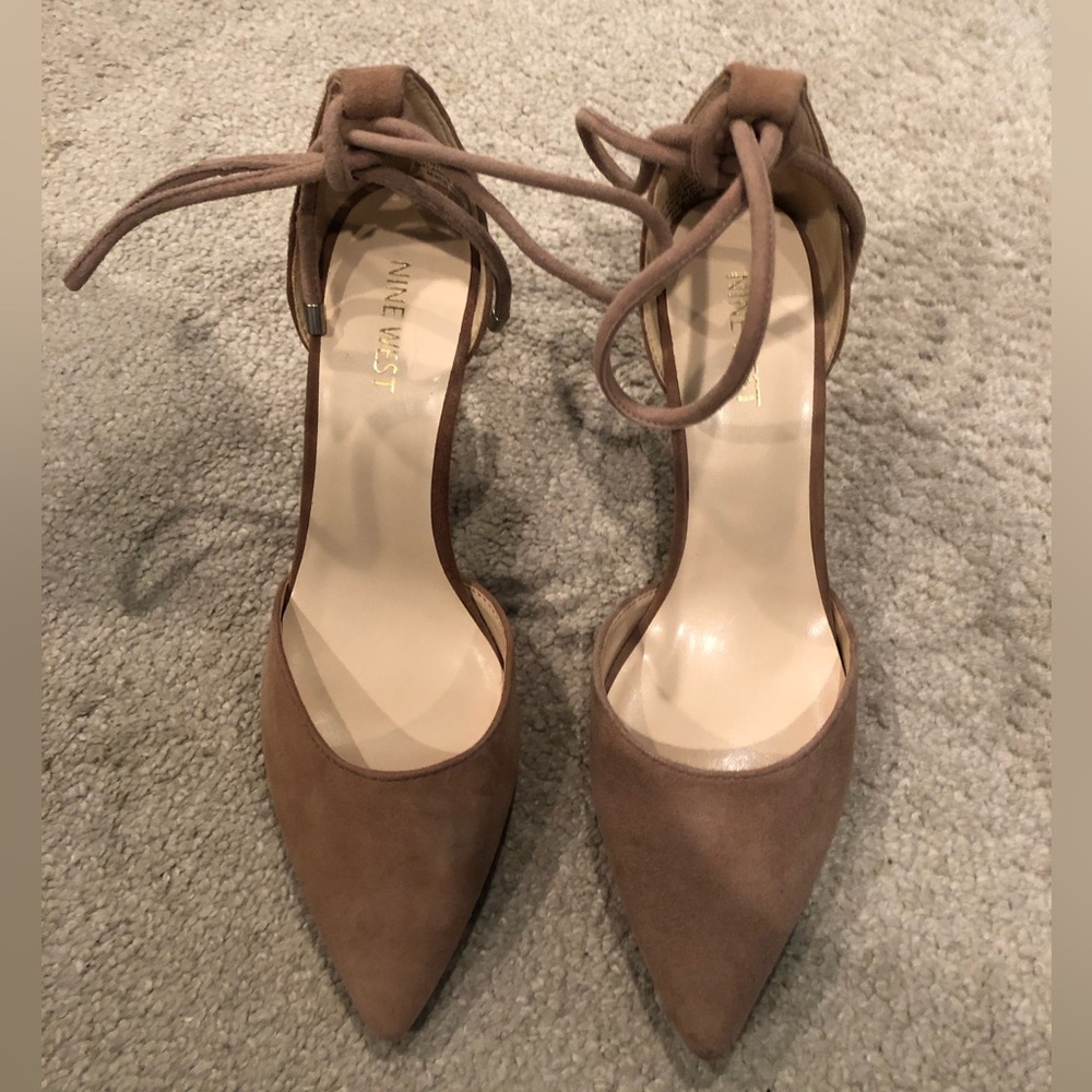 Nine West Ankle Tie Nude / Neutral Pumps / heels - Picture 5 of 9